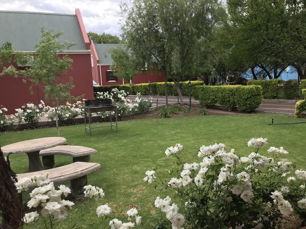 Beaufort Manor Country Lodge Beaufort West Dış mekan fotoğraf